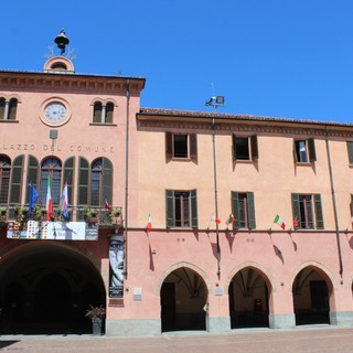 Il municipio di Alba