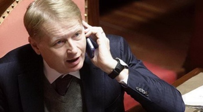 Il senatore Lucio Malan