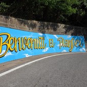 Un maxi murales dà il benvenuto a chi arriva a Pianfei Un maxi murales dà il benvenuto a chi arriva a Pianfei