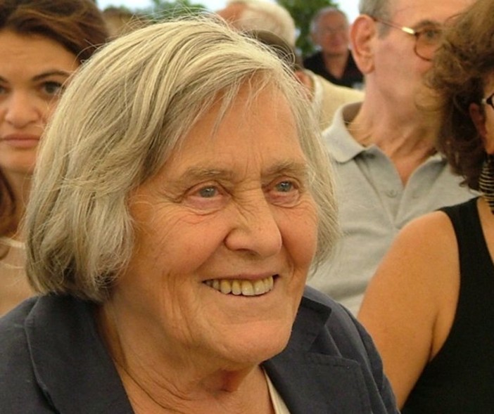 L'astronoma e astrofisica Margherita Hack a cui sono intitolati i giardini di Cerialdo L'astronoma e astrofisica Margherita Hack a cui sono intitolati i giardini di Cerialdo
