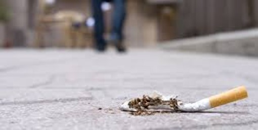 Fossano dice basta ai mozziconi: mobilitazione con Plastic Free il 6 giugno Fossano dice basta ai mozziconi: mobilitazione con Plastic Free il 6 giugno