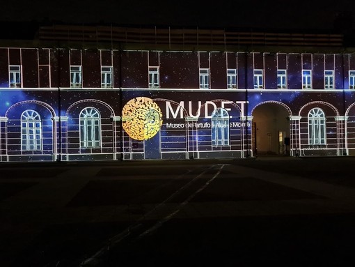 Ad Alba il nuovo corso del Mudet, il Centro Nazionale Studi Tartufo: "Prima di proporlo ai visitatori, dobbiamo conoscerlo e viverlo noi" Ad Alba il nuovo corso del Mudet, il Centro Nazionale Studi Tartufo: "Prima di proporlo ai visitatori, dobbiamo conoscerlo e viverlo noi"