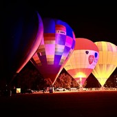 A Mondovì nightglow della mongolfiere e spettacolo piromusicale a Parco Europa, “Feu d’la Madona” nel 2027
