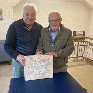 Ritrovata a Niella Tanaro la pietra fondativa della cappella di Roà Sottana