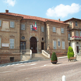 Il Municipio di Bra
