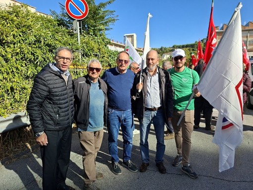 Le Acli di Cuneo alla manifestazione contro lo sfruttamento lavorativo di Alba Le Acli di Cuneo alla manifestazione contro lo sfruttamento lavorativo di Alba