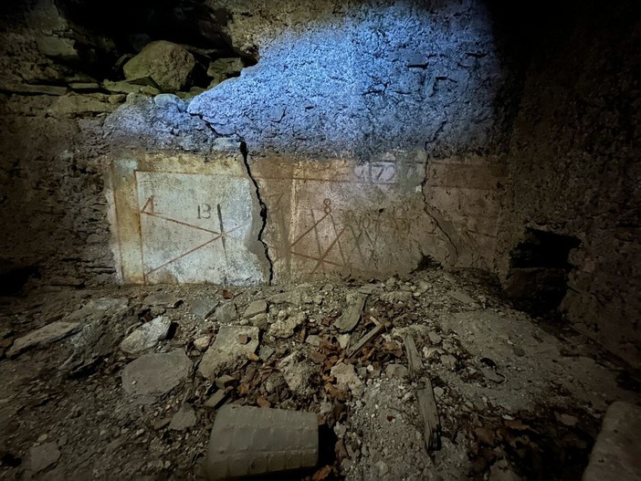 La meridiana nascosta di Josepus Ceaglius nella foto di Fabio Garnero