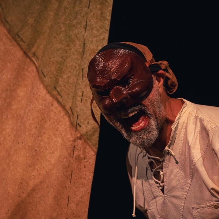 Max Mao in scena Max Mao in scena