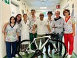 Marco Galliano nella corsia del reparto di Oncoematologia pediatrica dell'ospedale di Savigliano Marco Galliano nella corsia del reparto di Oncoematologia pediatrica dell'ospedale di Savigliano