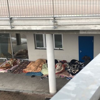 Cuneo, stretta contro bivacchi e degrado urbano: nuova ordinanza della sindaca Manassero Cuneo, stretta contro bivacchi e degrado urbano: nuova ordinanza della sindaca Manassero