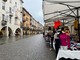Effetto meteo anche sul mercato di Cuneo: banchi decimati in città