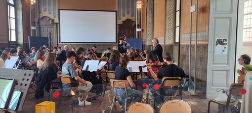 Inizio di scuola anticipato per gli allievi del Liceo Musicale 'Da Vinci' di Alba