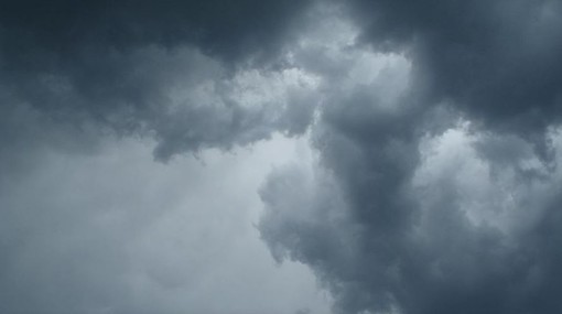 METEO / Ondata di calore, respiro serale e temporali alpini: i due volti dell'estate nel Nord-Ovest