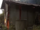 MALTEMPO / A Nucetto fulmine incendia un ricovero attrezzi [VIDEO]