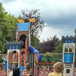 In corso Dante il nuovo parco giochi, oggi l'inaugurazione tra conferme e speranze