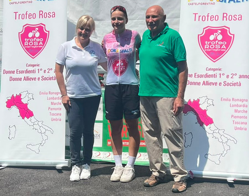 CICLISMO / Strabiliante Nicole Bracco: mantiene la maglia rosa collezionando l'undicesimo podio stagionale CICLISMO / Strabiliante Nicole Bracco: mantiene la maglia rosa collezionando l'undicesimo podio stagionale