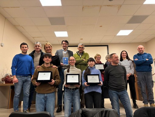 Il Comune di Viola ha consegnato la Costituzione ai diciottenni