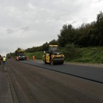 Prezzi degli asfalti alle stelle, ma la Provincia di Cuneo non ferma i lavori più urgenti