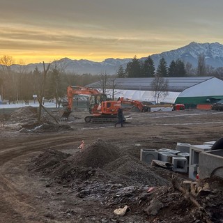 A luglio Cuneo avrà 135 nuovi parcheggi gratuiti: lavori in corso in via Porta Mondovì