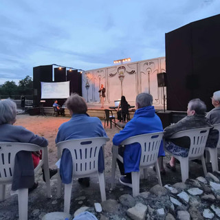 Gli ospiti dell'Alba Rosa di Piozzo in prima fila per “Le Ferie di Augusto”