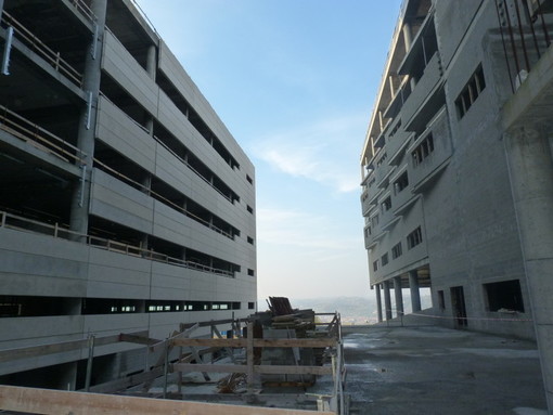 L'ospedale di Verduno in costruzione