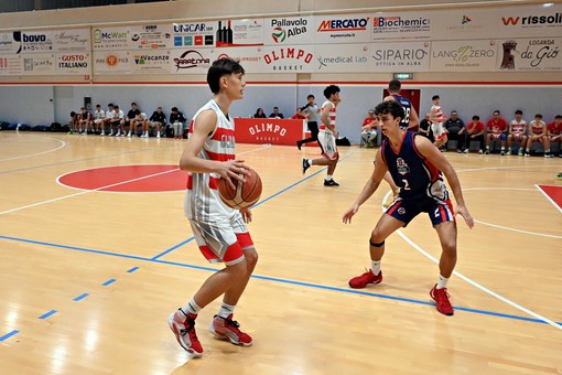 BASKET SERIE D / L'Olimpo Alba Mercatò espugna il campo della Crocetta Torino BASKET SERIE D / L'Olimpo Alba Mercatò espugna il campo della Crocetta Torino