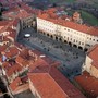 Mondovì Piazza 'blindata' per i funerali di Stato di Raffaele Costa Mondovì Piazza 'blindata' per i funerali di Stato di Raffaele Costa