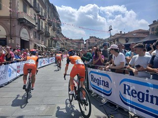 Saluzzo, partenza del Giro d'Italia Women