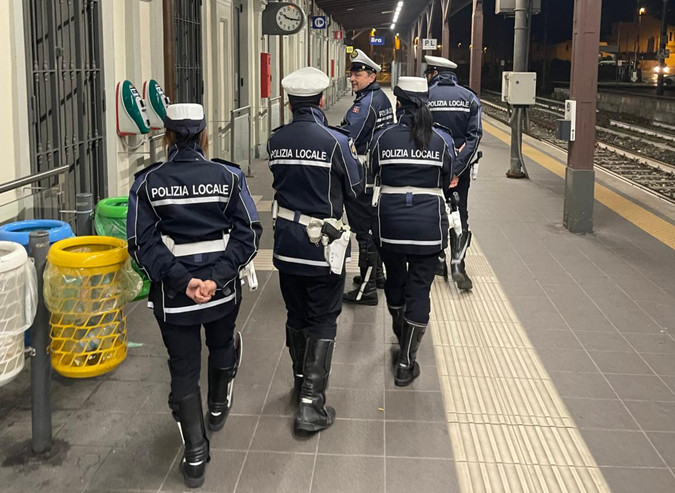 Controlli in stazione a Bra