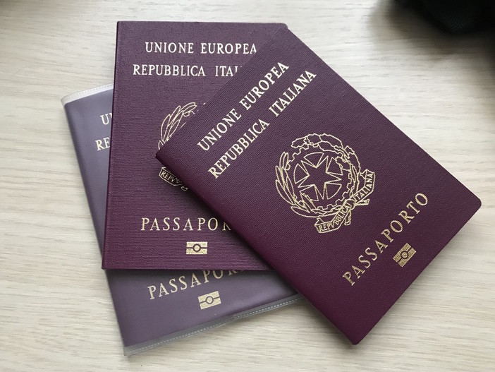Caos passaporti: tre open day a febbraio per il rilascio senza prenotazione