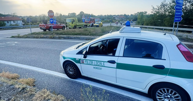 Incidente stradale a Mondovì, muore motociclista 60enne