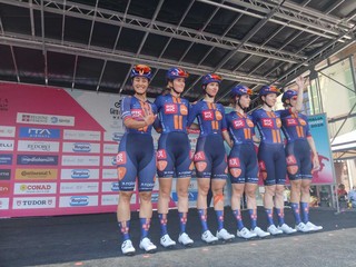 Saluzzo, partenza del Giro d'Italia Women