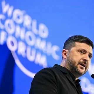 Zelensky, a Davos è il suo “giorno della marmotta”