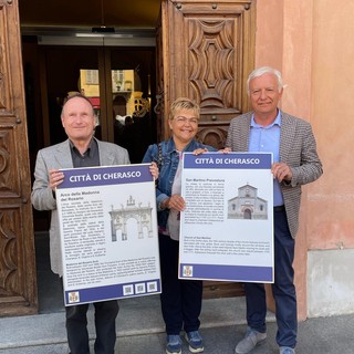 Il sindaco Claudio Bogetti, l'assessore Agnese Dogliani e il presidente dell'associazione Pro Retinopatici e Ipovedenti Marco Bongi