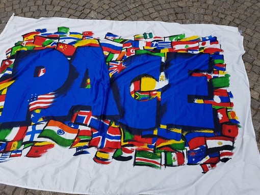 Boves riceve la "targa per la pace" Boves riceve la "targa per la pace"