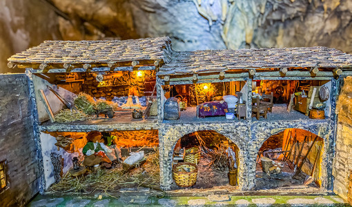 Ultime domeniche per visitare i Presepi nella Grotta dei Dossi