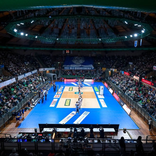 SUPERLEGA / Cuneo Volley, il palasport biancoblù si conferma una delle piazze più calde d’Italia