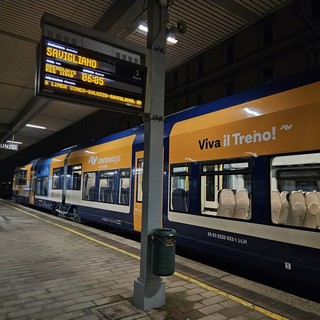 Rete Ferroviaria Italiana potenzia la Cuneo-Saluzzo-Savigliano. Bus sostitutivi Arenaways dal 9 al 16 novembre Rete Ferroviaria Italiana potenzia la Cuneo-Saluzzo-Savigliano. Bus sostitutivi Arenaways dal 9 al 16 novembre