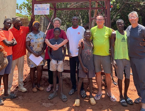 Centro Studi per la Pace odv di Demonte: nel villaggio di Arribada, Guinea Bissau, avanzano i lavori del pozzo artesiano nell’ambito del progetto “Un sorso di solidarietà” Centro Studi per la Pace odv di Demonte: nel villaggio di Arribada, Guinea Bissau, avanzano i lavori del pozzo artesiano nell’ambito del progetto “Un sorso di solidarietà”