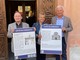 Il sindaco Claudio Bogetti, l'assessore Agnese Dogliani e il presidente dell'associazione Pro Retinopatici e Ipovedenti Marco Bongi