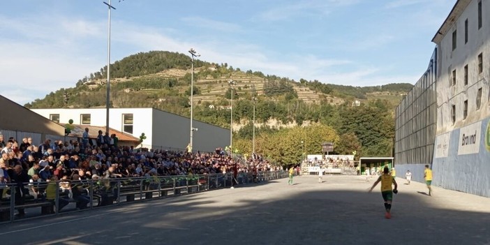 (foto: lo sferisterio)