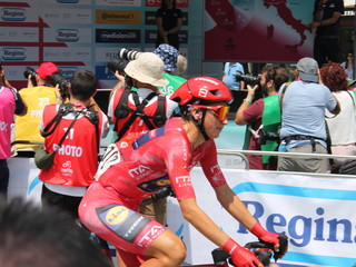 Saluzzo, partenza del Giro d'Italia Women