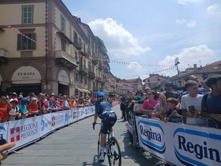 Saluzzo, partenza del Giro d'Italia Women