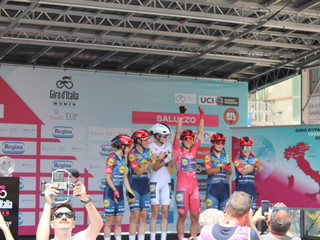 Saluzzo, partenza del Giro d'Italia Women