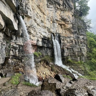 Tra le cime del Parco naturale del Marguareis è iniziato lo spettacolo del Pis del Pesio