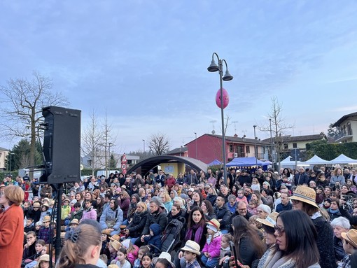 Canti, raviole e bambini in costume: Monticello d'Alba torna a battere il cuore del Roero