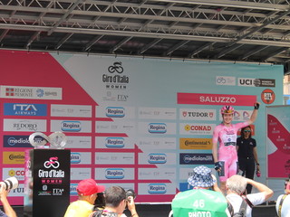 Saluzzo, partenza del Giro d'Italia Women