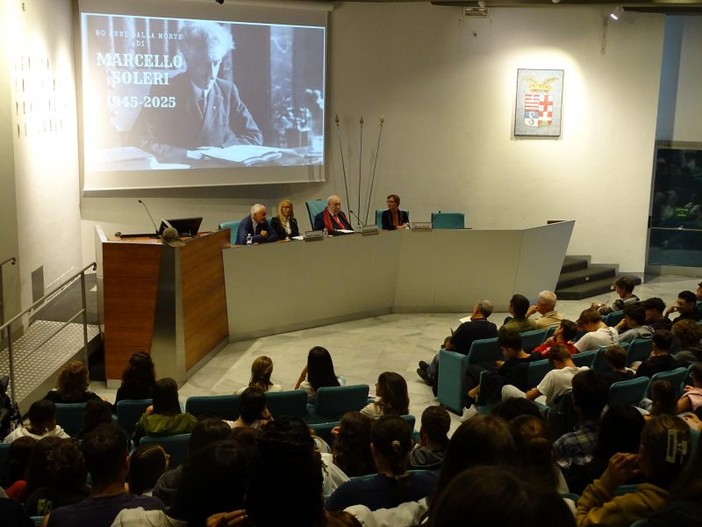 La Provincia di Cuneo ha ricordato Marcello Soleri a 80 anni dalla scomparsa La Provincia di Cuneo ha ricordato Marcello Soleri a 80 anni dalla scomparsa