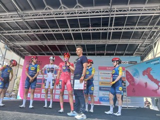 Saluzzo, partenza del Giro d'Italia Women