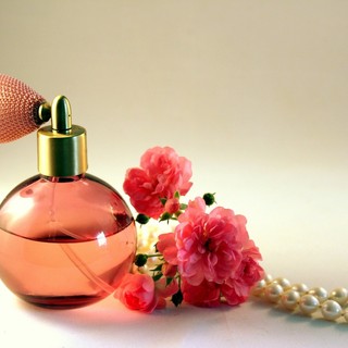 Fragranze intense e persistenti per scoprire il lato più profondo del profumo Fragranze intense e persistenti per scoprire il lato più profondo del profumo